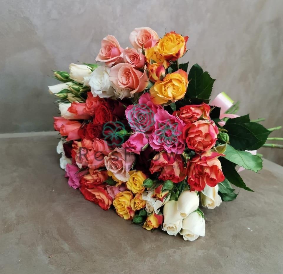 Букет цветов из: Розы в Липицы