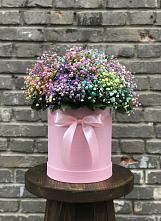 Цветочная композиция из Гипсофила и Розы в шляпной коробке в Липицы