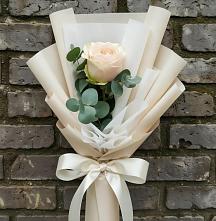 Букет цветов из:  Розы в Липицы