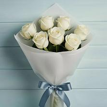 Букет 7 Белых роз Эдлесс Лав в Липицы