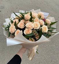 Букет Кремовые розы Латте в Липицы