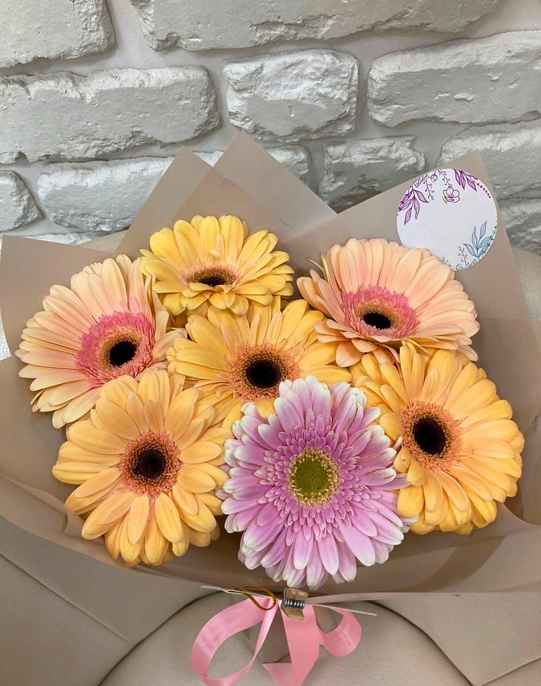 Букет цветов из: Герберы в Липицы