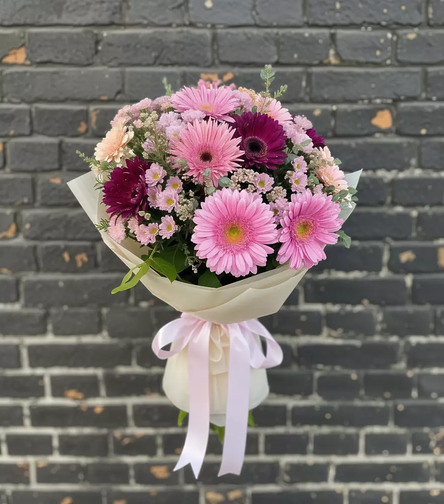 Букет цветов из: Герберы и Хризантемы в Липицы
