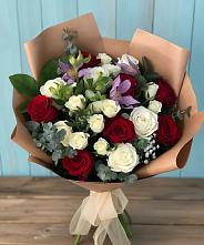 Букет цветов из:  Розы и Альстромерии #REPLACE_PRED# Липицы
