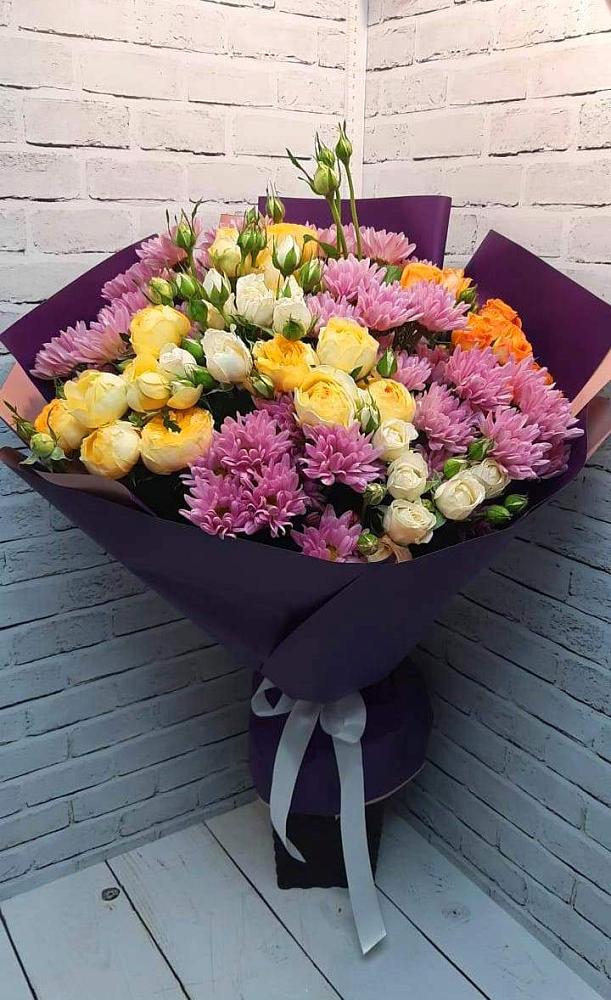 Букет цветов из: Хризантемы и Розы в Липицы