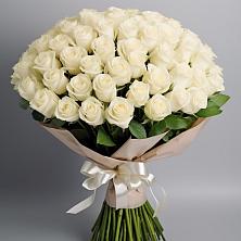 Букет 101 беля роза Белоснежка в Липицы