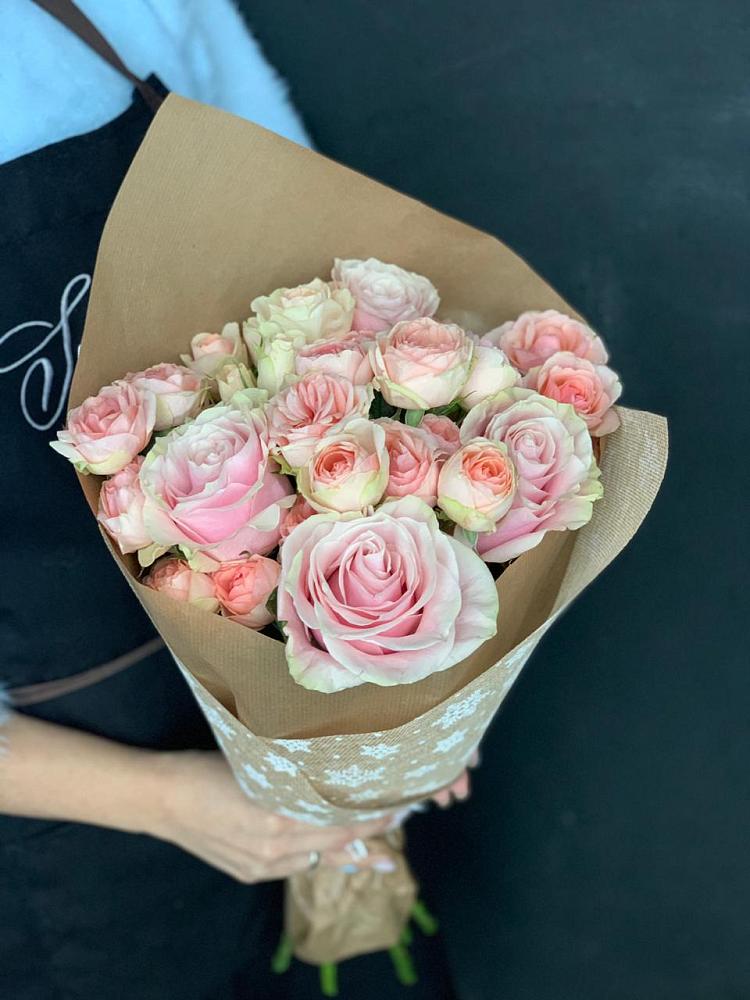 Букет цветов из: Хризантемы и Розы в Липицы