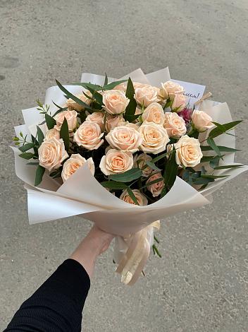 Букет Кремовые розы Латте в Липицы