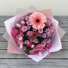 Букет цветов из:  Розы, Герберы и Хризантемы в Липицы