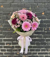 Букет цветов из:  Герберы и Хризантемы в Липицы
