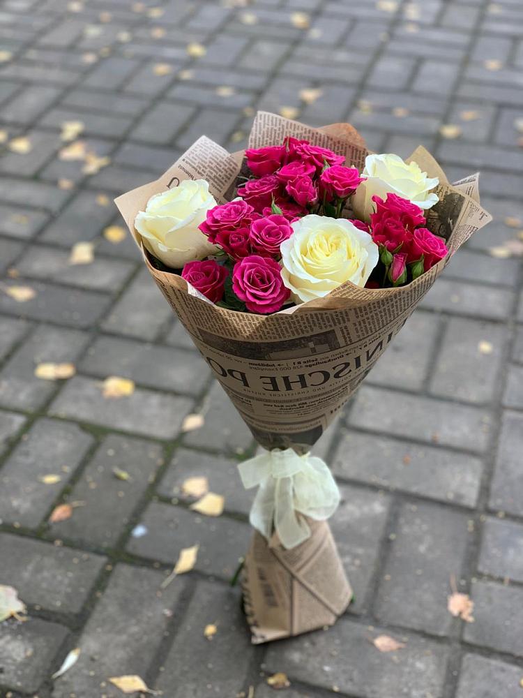 Букет цветов из: Розы в Липицы