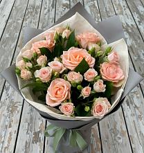 Букет цветов из:  Розы в Липицы