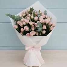 Букет цветов из:  Розы в Липицы