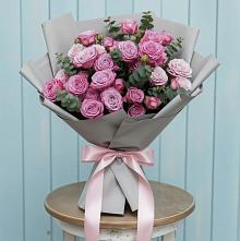 Букет цветов из:  Розы #REPLACE_PRED# Липицы